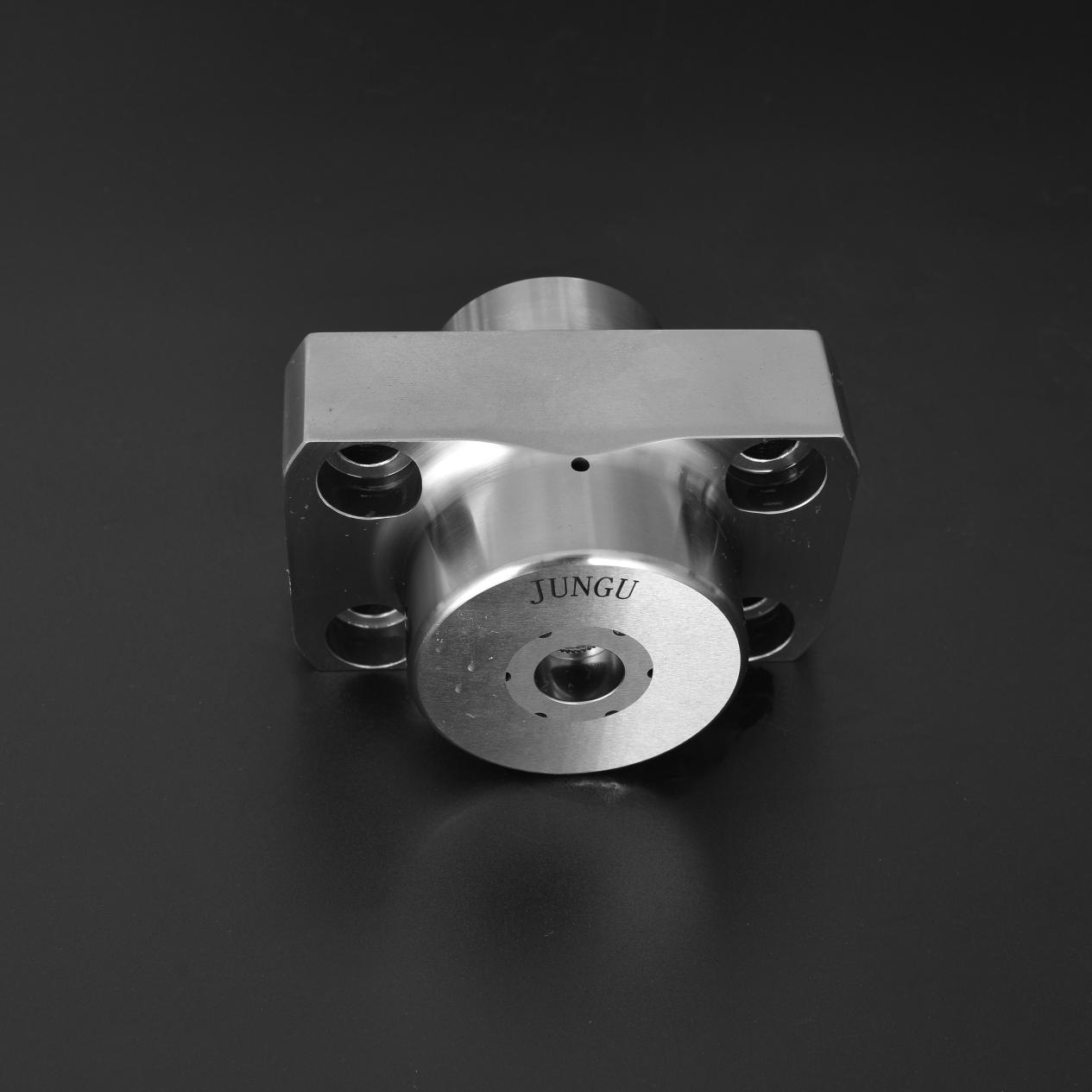 High Precision moulding fasteners